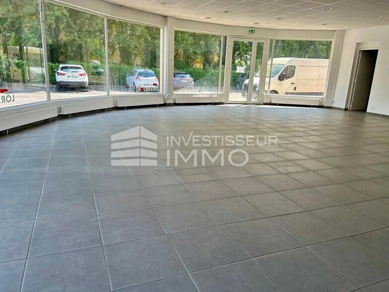112 Boulevard Saint-Michel, Étampes à vendre - Photo de l’immeuble – Image 3 sur 7