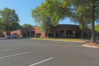Plus de détails pour 1650 Oakbrook Dr, Norcross, GA - Local d'activités à louer