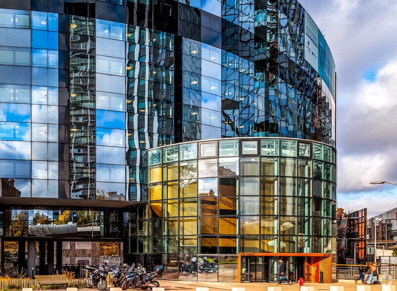 48-50 Avenue Du Général De Gaulle, Puteaux à louer - Photo de l’immeuble – Image 3 sur 3