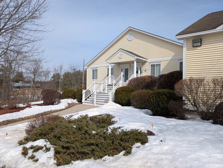 39 Simon St, Nashua, NH à louer - Photo de l’immeuble – Image 3 sur 4