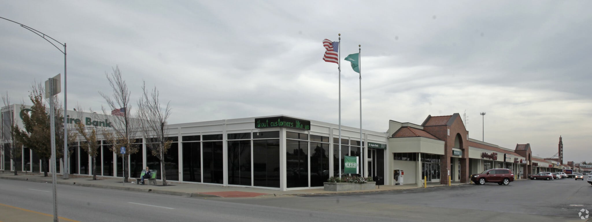 1800-1950 S Glenstone Ave, Springfield, MO à louer Photo principale– Image 1 sur 13