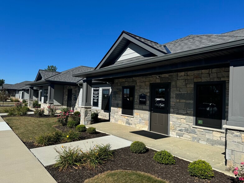 9000 Lima Rd, Fort Wayne, IN à louer - Photo principale – Image 1 sur 6