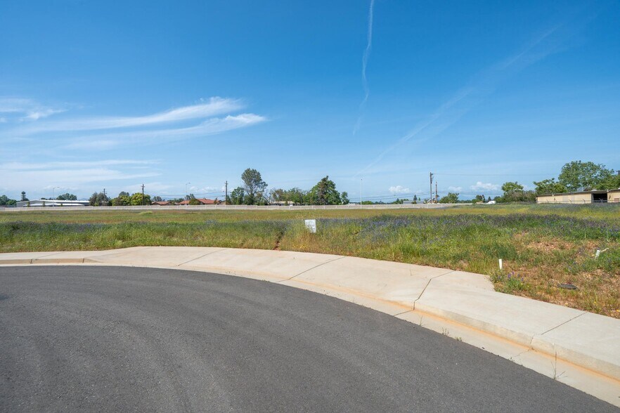Rancho Industrial Park, Redding, CA à vendre - Aérien – Image 3 sur 4