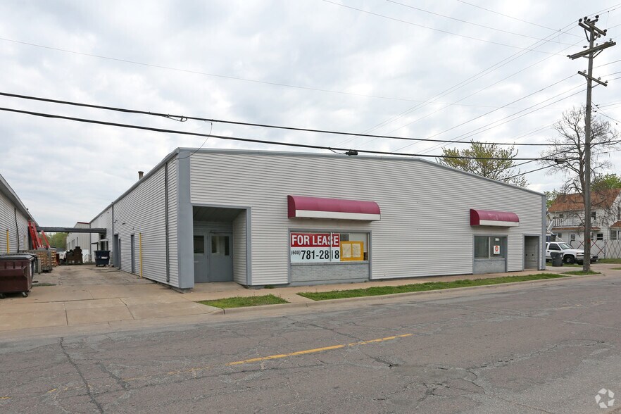 709 Gillette St, La Crosse, WI à louer - Photo de l’immeuble – Image 3 sur 5