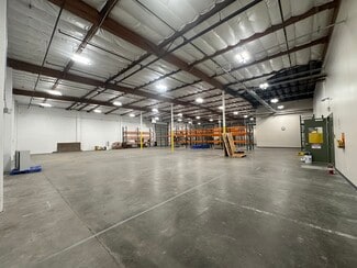 Plus de détails pour 2049 W Steele Ln, Santa Rosa, CA - Industriel/Logistique à vendre