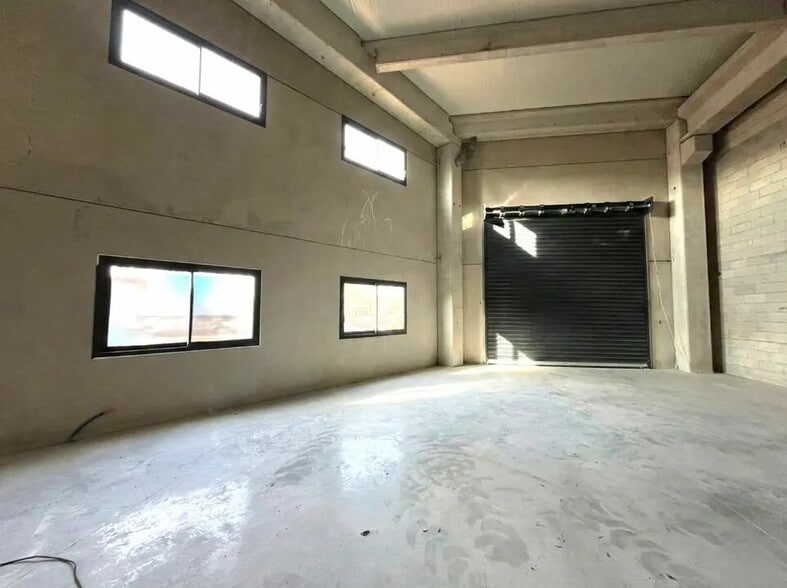 Industriel/Logistique dans Montauroux à louer - Photo intérieure – Image 2 sur 2