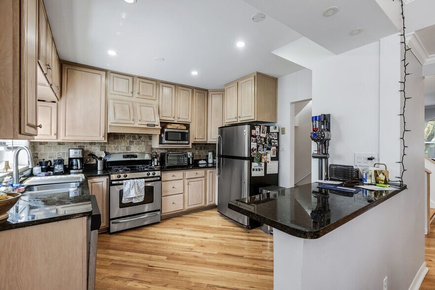 1849 W Wabansia Ave, Chicago, IL à vendre - Photo de l’immeuble – Image 1 sur 18