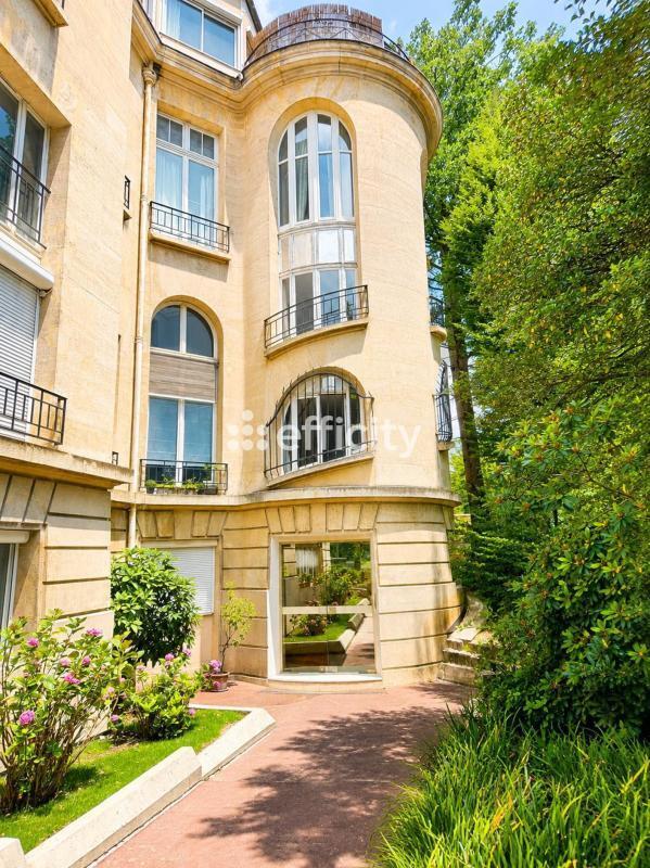 Bureau dans Neuilly-sur-Seine à vendre Photo de l’immeuble– Image 1 sur 7