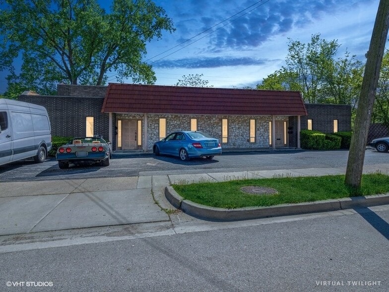 717-727 1st Ave, Des Plaines, IL à vendre - Photo de l’immeuble – Image 2 sur 15
