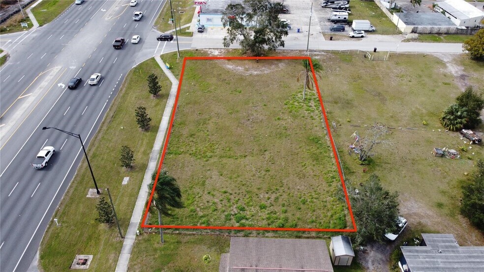 1245 Orange Ave, Saint Cloud, FL à vendre - Photo de l’immeuble – Image 2 sur 19