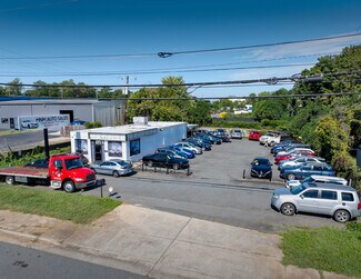 Plus de détails pour 2619 Sharon Amity Rd, Charlotte, NC - Local commercial à vendre