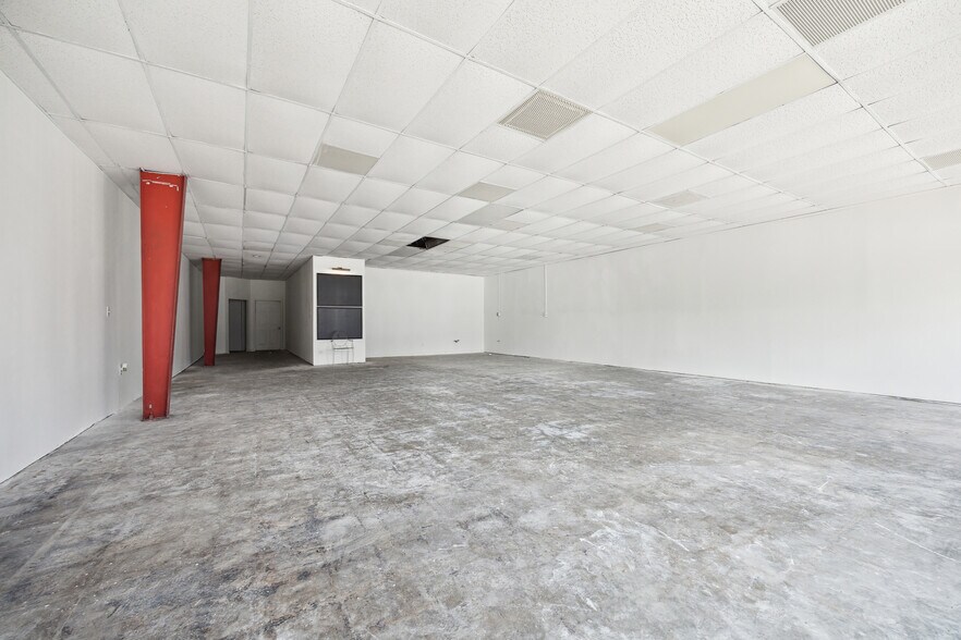 2102-2112 Pease St, Houston, TX à louer - Photo intérieure – Image 3 sur 13