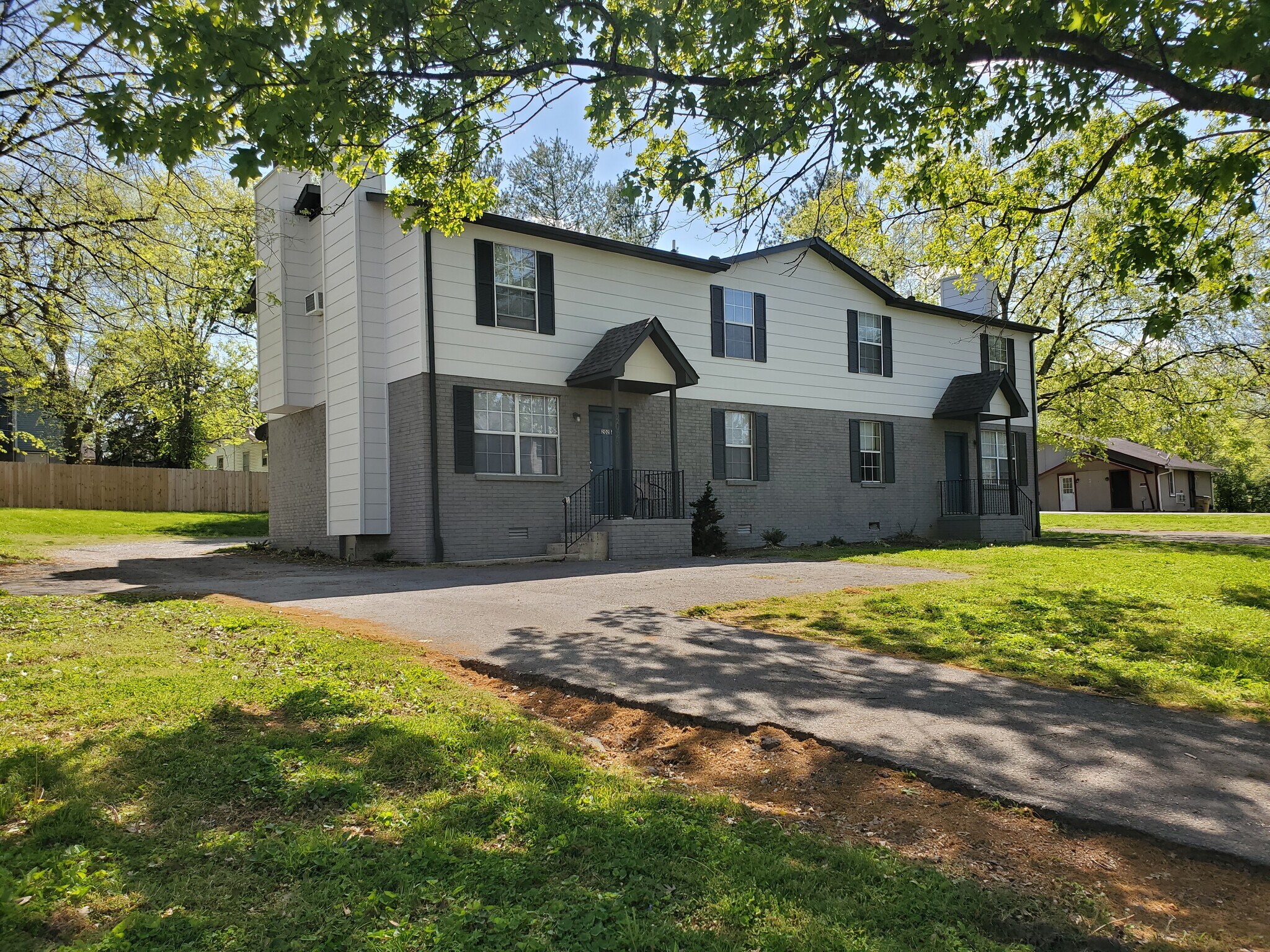 200-208 E Palestine Ave, Madison, TN à vendre Photo principale– Image 1 sur 20