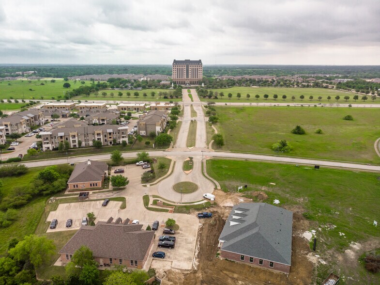 3953 Cross Park Dr, Bryan, TX à vendre - Photo de l’immeuble – Image 2 sur 11