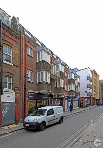 24-26 Peter St, Londres à louer - Photo de l’immeuble – Image 2 sur 2