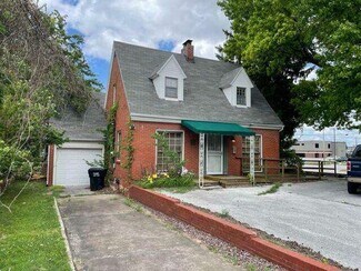 Plus de détails pour 1737 E Walnut St, Springfield, MO - Bureau à vendre