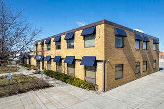 Plus de détails pour 44 Apex Rd, Toronto, ON - Industriel/Logistique à louer