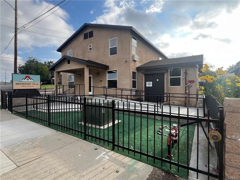 248 N 1st St, La Puente, CA à vendre - Photo de l’immeuble – Image 2 sur 11