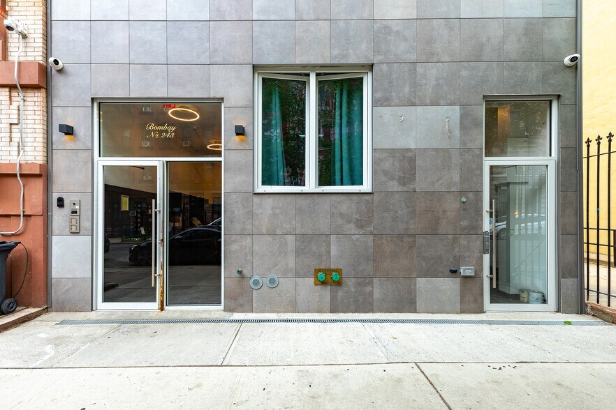 243 E 7th St, New York, NY à louer - Photo de l’immeuble – Image 3 sur 9