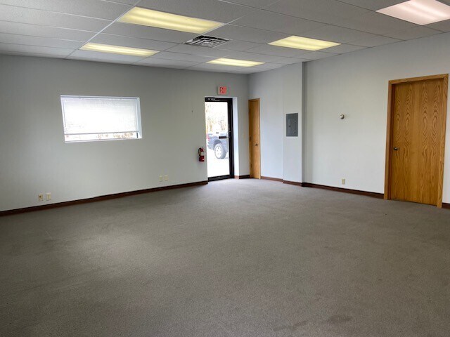 459-473 N Washburn St, Oshkosh, WI à louer - Photo intérieure – Image 3 sur 11
