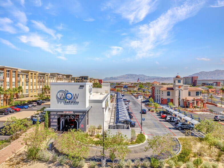 6653 N Durango Dr, Las Vegas, NV à vendre - Photo de l’immeuble – Image 3 sur 9