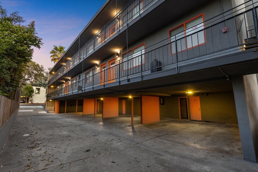 1610 Milvia St, Berkeley, CA à vendre - Photo de l’immeuble – Image 2 sur 30