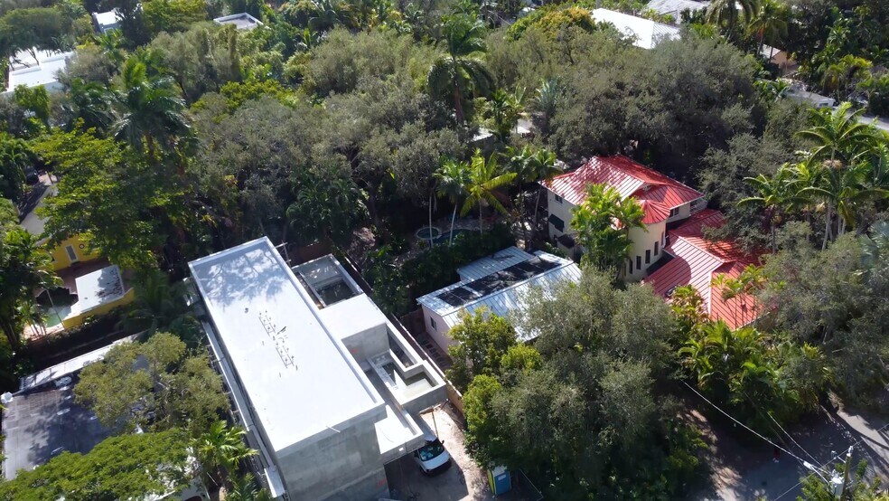 2496-2490 ABACO AVE portefeuille de 2 biens à vendre sur LoopNet.fr - Vidéo sur l’annonce professionnelle – Image 2 sur 53