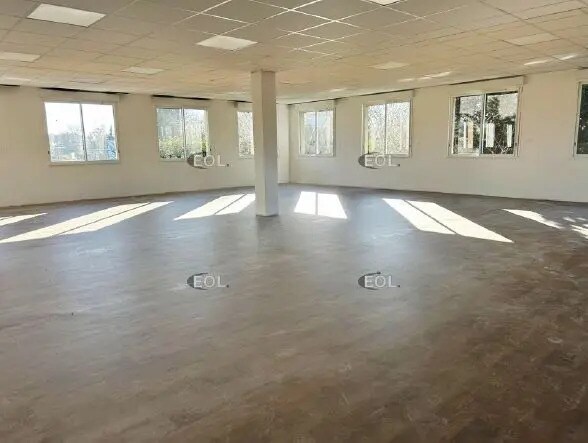 Bureau dans Le Pontet à louer Photo intérieure– Image 1 sur 6