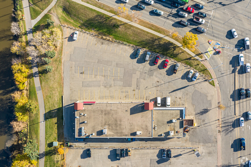 17 St St Anne, St. Albert, AB à louer - Aérien – Image 2 sur 3