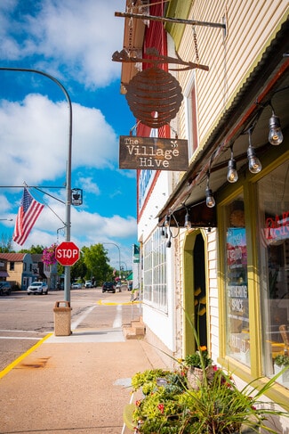 Plus de détails pour 127 N Main St, Amherst, WI - Local commercial à vendre