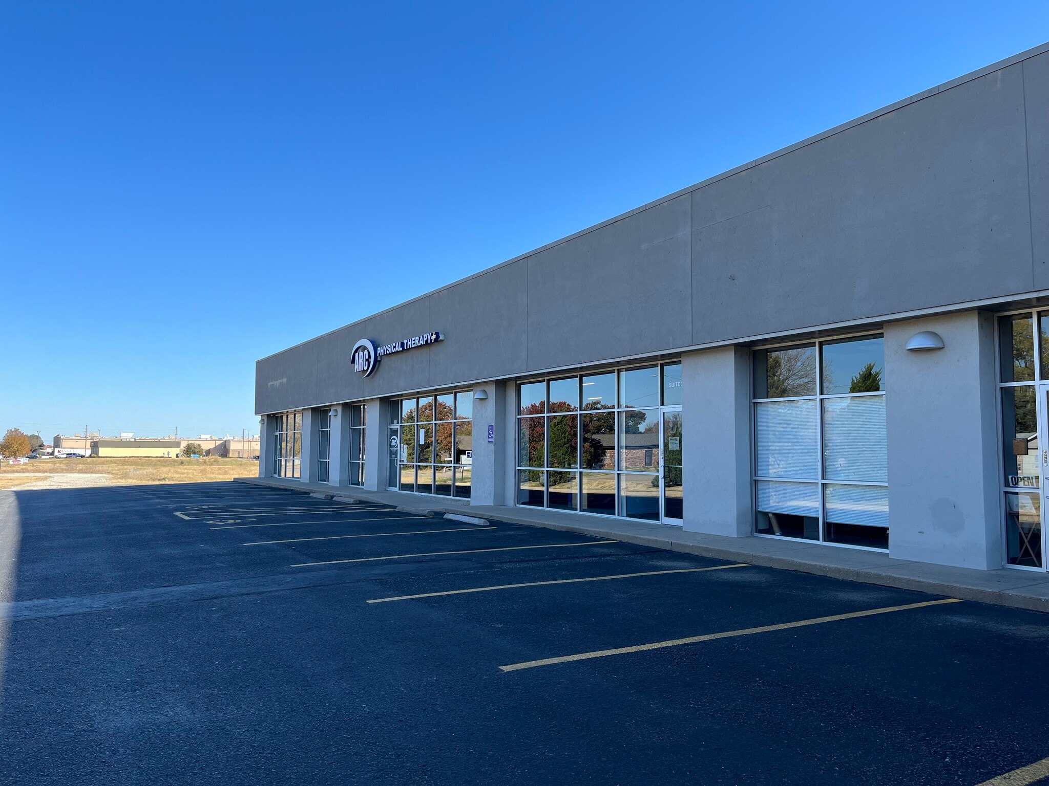 6800 W Taft, Wichita, KS à louer Photo intérieure– Image 1 sur 11