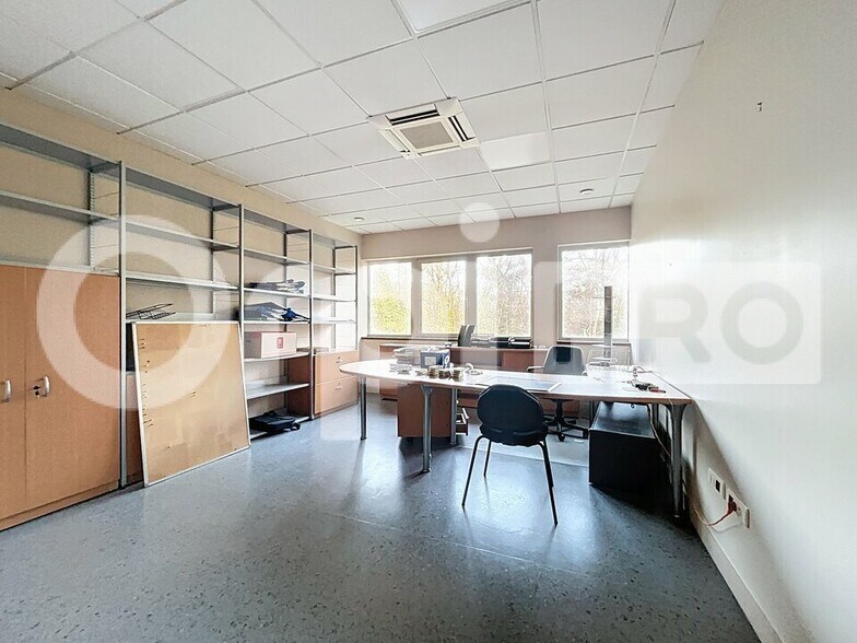 Bureau dans Agnetz à louer - Photo intérieure – Image 3 sur 5