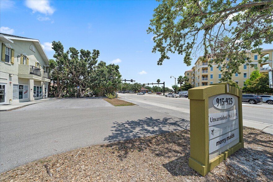 925 Tamiami Trl S, Venice, FL à vendre - Photo de l’immeuble – Image 3 sur 26