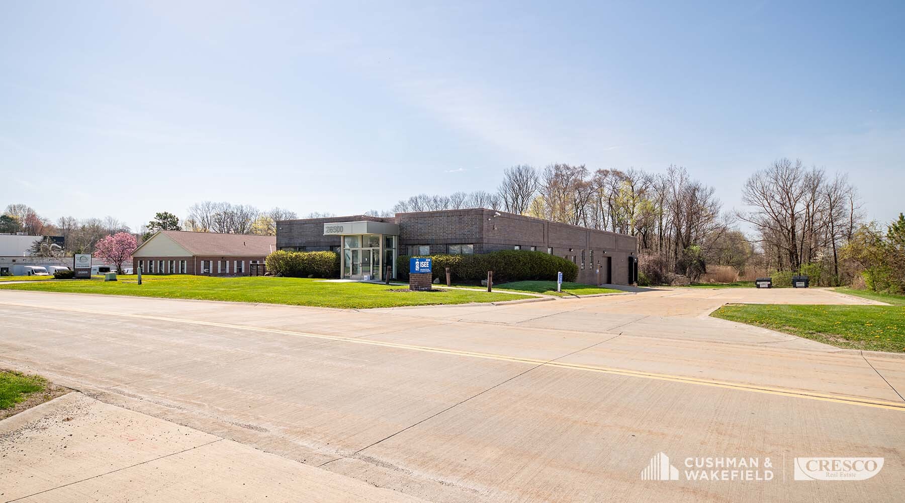 26500 Renaissance Pky, Warrensville Heights, OH à vendre Photo de l’immeuble– Image 1 sur 17