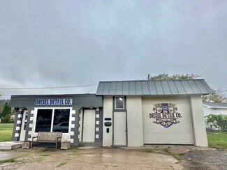 Plus de détails pour 1208 N Stephenson Ave, Iron Mountain, MI - Local commercial à vendre