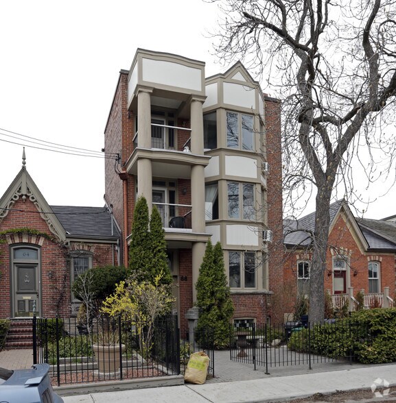 66 Amelia St, Toronto, ON à vendre - Photo principale – Image 1 sur 3