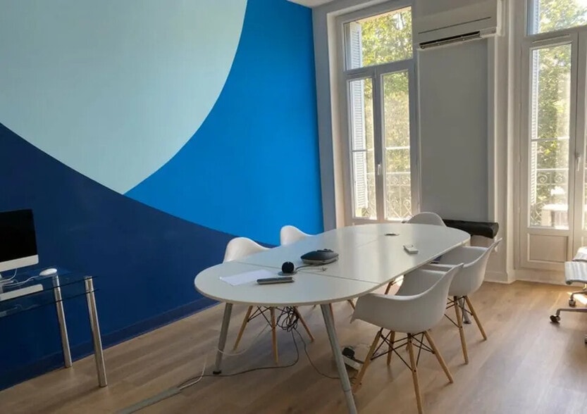 Bureau dans Paris à louer - Photo de l’immeuble – Image 2 sur 4