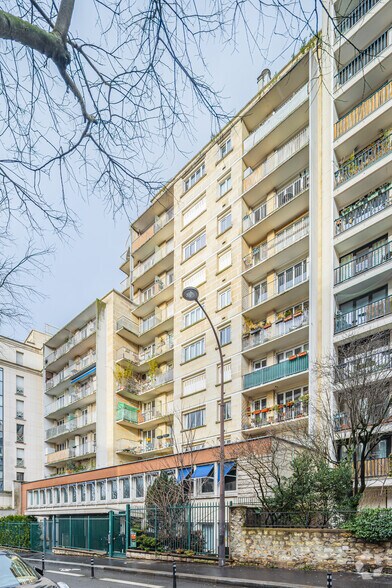 73 Rue Saint-Fargeau, Paris à louer - Photo de l’immeuble – Image 3 sur 4