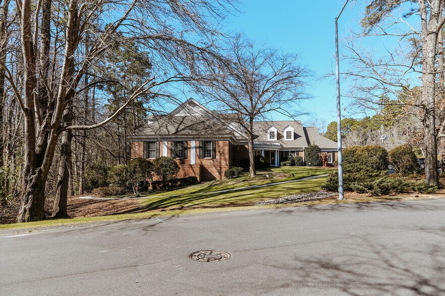 120 Applecross Rd, Pinehurst, NC à louer - Photo principale – Image 1 sur 12