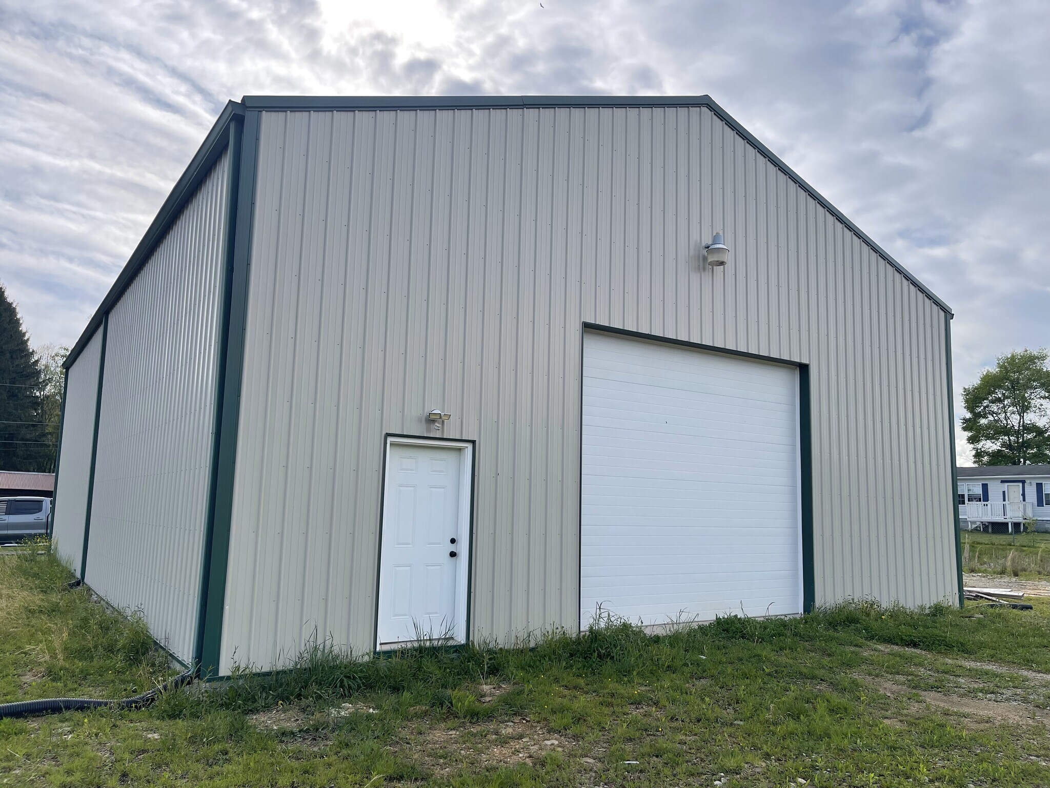 21319 N Preston Hwy, Bruceton Mills, WV à vendre Photo principale– Image 1 sur 11