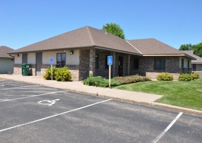 309 Brighton Ave S, Buffalo, MN à vendre - Photo de l’immeuble – Image 1 sur 5