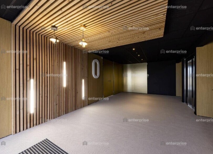Local d’activités dans Lille à louer - Hall d’entrée – Image 2 sur 2