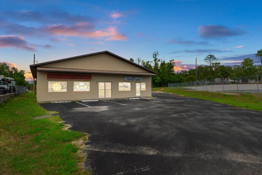 2602 Highway 44 W, Inverness, FL à louer - Photo de l’immeuble – Image 2 sur 39