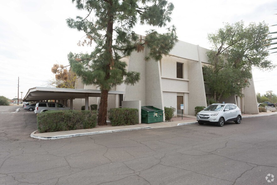 1414 E Indian School Rd, Phoenix, AZ à louer - Photo de l’immeuble – Image 2 sur 6