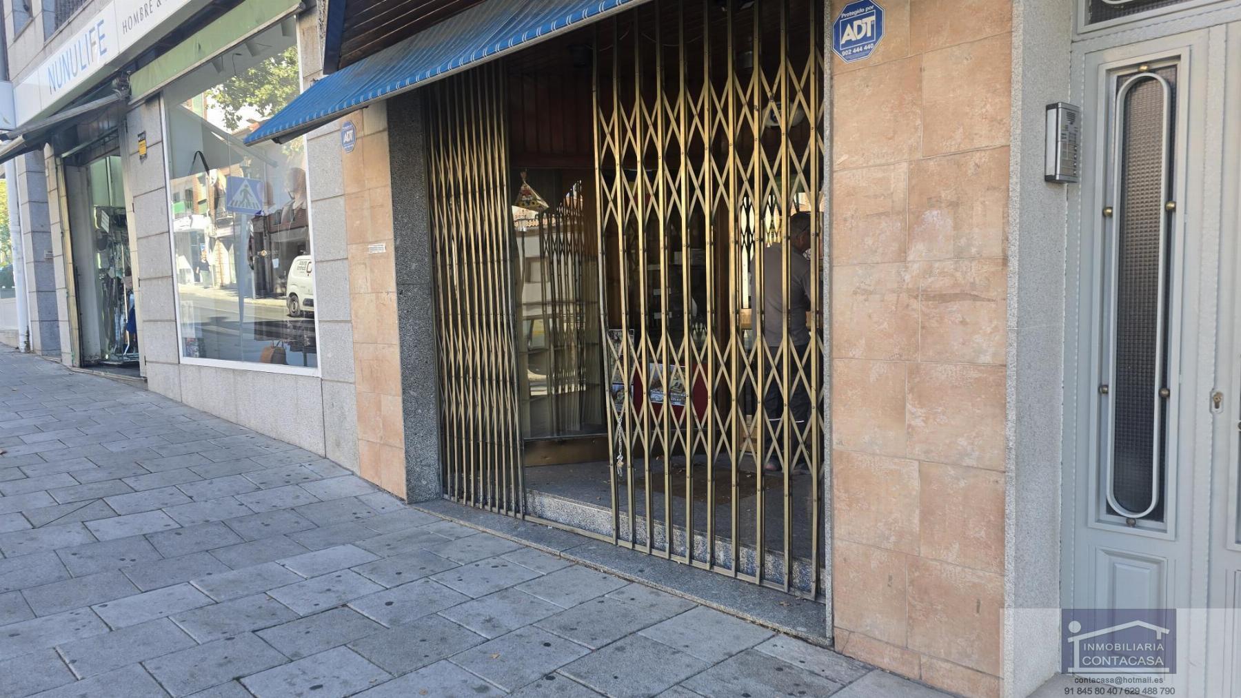 Local commercial dans Colmenar Viejo, Madrid à louer Plan d’étage– Image 1 sur 12
