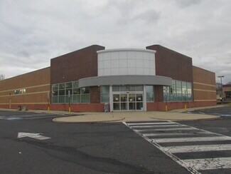 Plus de détails pour 1080 S West End Blvd, Quakertown, PA - Local commercial à louer