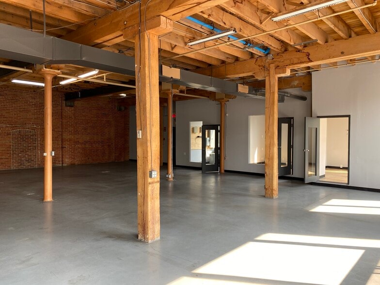 1744 Rue William, Montréal, QC à louer - Photo intérieure – Image 2 sur 12