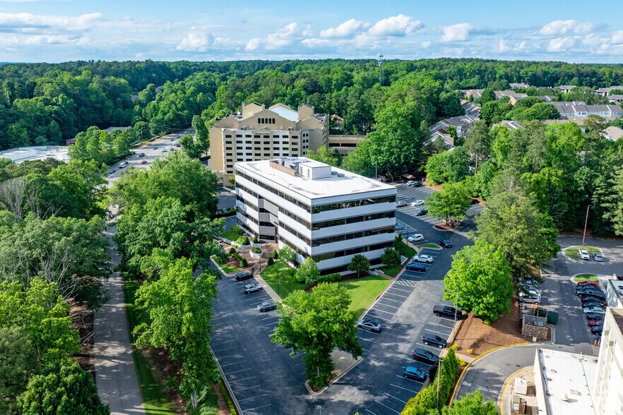 4600 Marriott Dr, Raleigh, NC à louer - Aérien – Image 2 sur 29