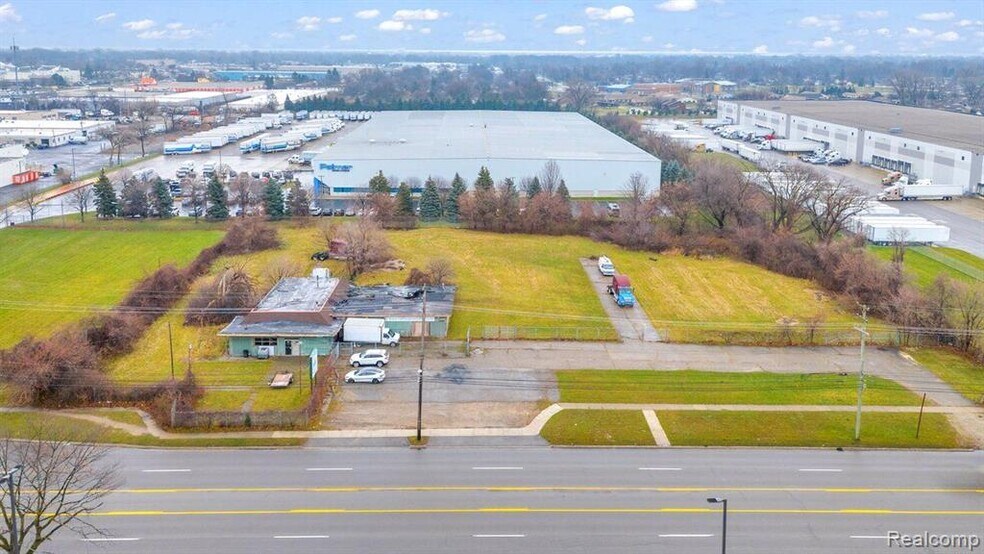 24500 Dequindre Rd, Warren, MI à vendre - Photo de l’immeuble – Image 2 sur 17