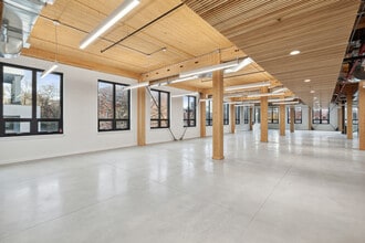 360 Wythe Ave, Brooklyn, NY à louer Photo intérieure– Image 2 sur 3